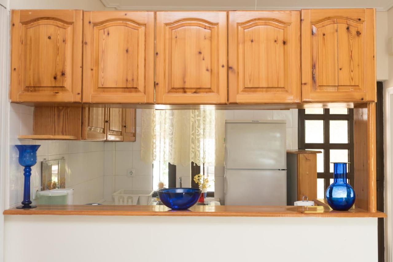 Iliochari Sea View Apartments Oropos - Kalamos Εξωτερικό φωτογραφία
