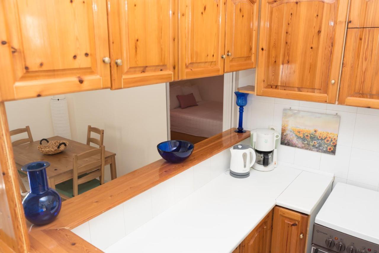Iliochari Sea View Apartments Oropos - Kalamos Εξωτερικό φωτογραφία