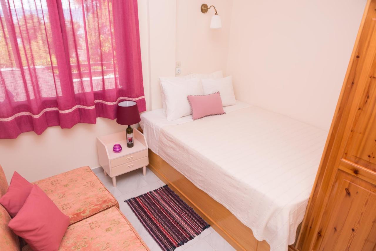 Iliochari Sea View Apartments Oropos - Kalamos Εξωτερικό φωτογραφία